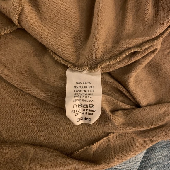 Nude/tan wrap front sleeveless vneck peplum top - Picture 5 of 7